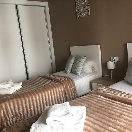Perla Apartments บาเลนเซีย ภายนอก รูปภาพ