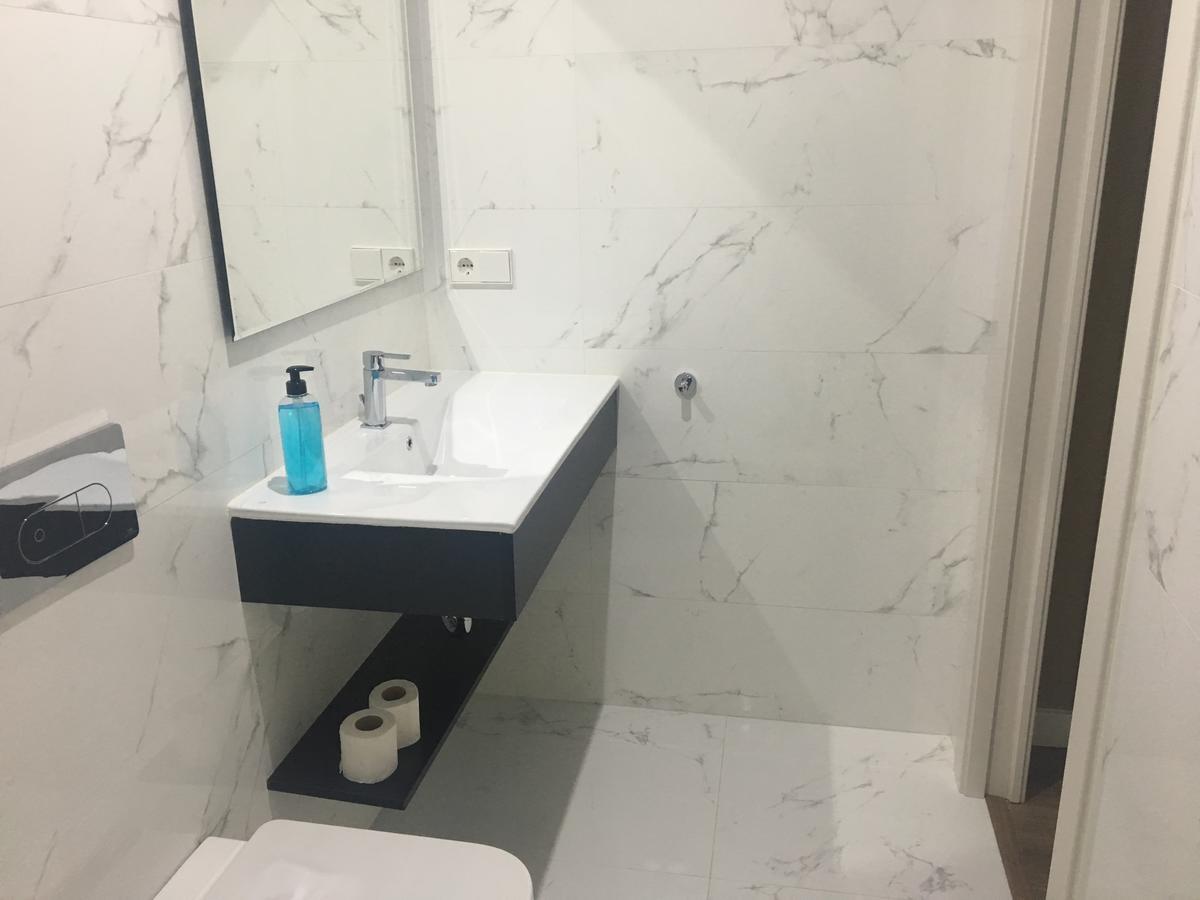 Perla Apartments บาเลนเซีย ภายนอก รูปภาพ