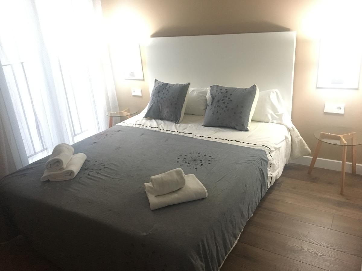 Perla Apartments บาเลนเซีย ภายนอก รูปภาพ