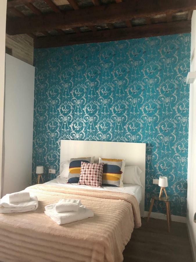 Perla Apartments บาเลนเซีย ภายนอก รูปภาพ