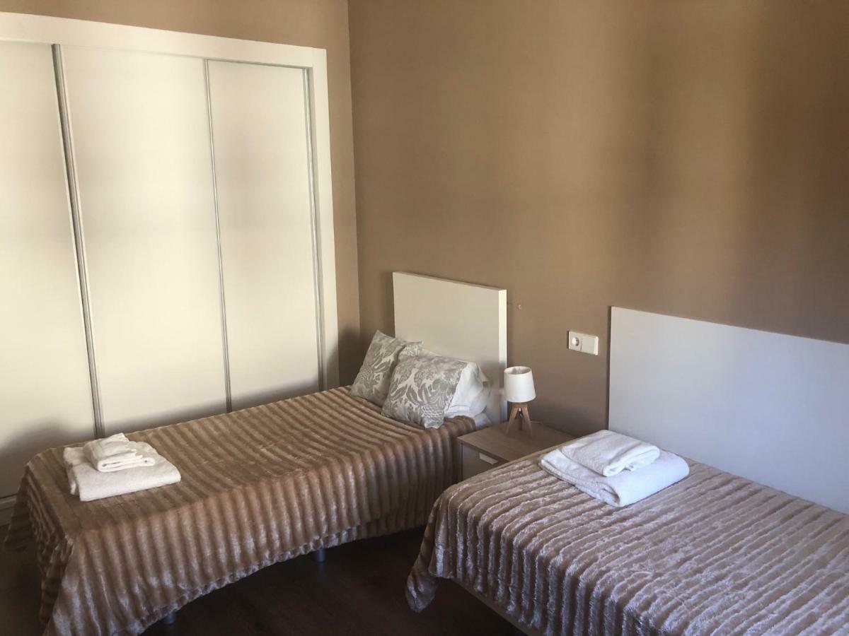 Perla Apartments บาเลนเซีย ภายนอก รูปภาพ
